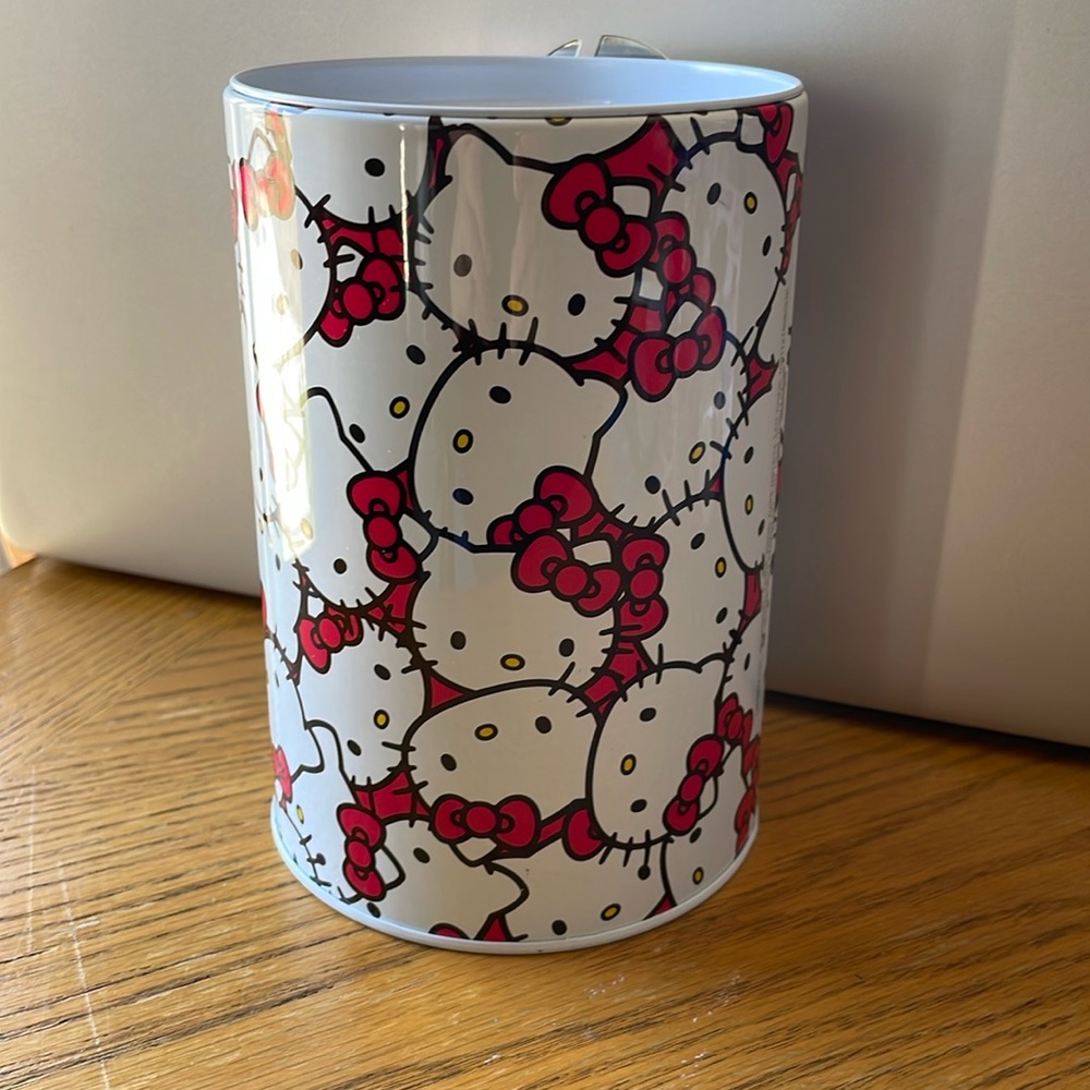 Sanrio Hello Kitty Round Coin Tin Bank LIKE NEW